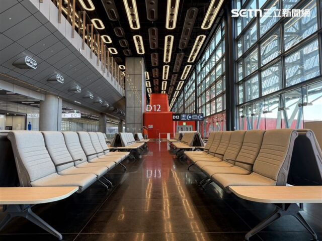 台灣新聞通訊社-耶誕節迎新國門！桃機「第三航廈北廊廳」12/25 正式啟用