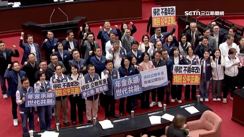 台灣新聞通訊社-「不敢倒閣開始瘋起來狂噴賴清德」許美華1句話送藍白酸爆