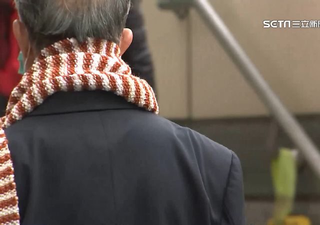 台灣新聞通訊社-阿北熬38年終退休！妻藏「驚天秘密」　他退休金蒸發近6成崩潰