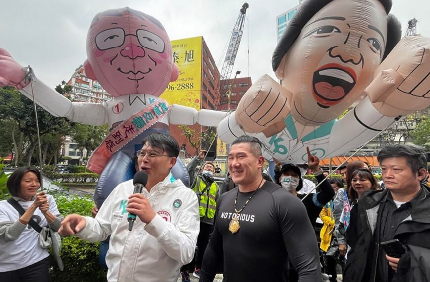 台灣新聞通訊社-民眾黨訪日惹怒中網友…館長切割黃國昌急喊「表忠」:與我無關