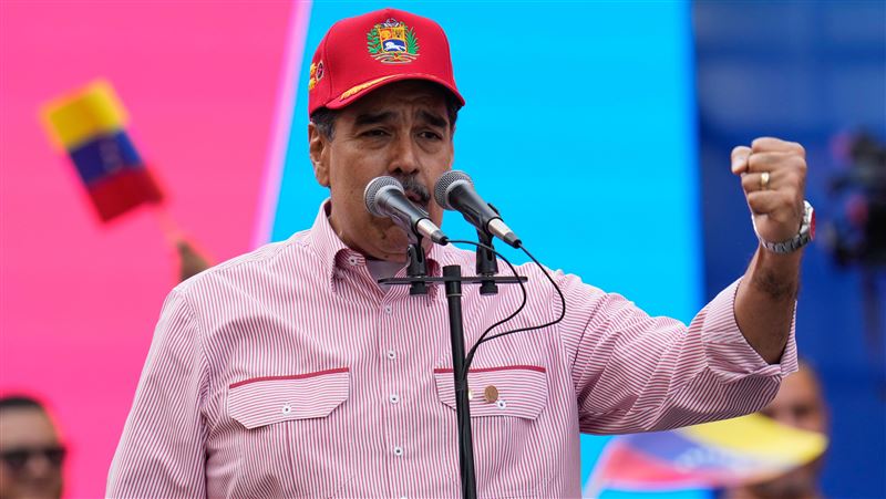 台灣新聞通訊社-傳川普要求下台換全家安全　馬杜洛不甩反控美國欲強奪石油資源