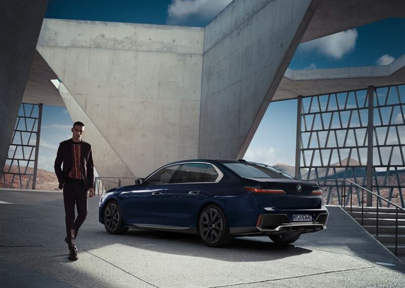 台灣新聞通訊社-M套件全上身!BMW全新7系列豪華旗艦、全面升級更有派頭