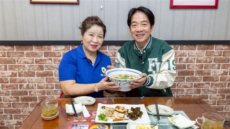 台灣新聞通訊社-賴清德訪中配麵店　鄭麗文竟氣喊：如果看不懂中華民國憲法，我幫你上課