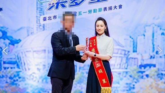 台灣新聞通訊社-鼓吹武統!中配錢麗再遭「廢止依親居留許可」 本人喊被迫害:要提訴願