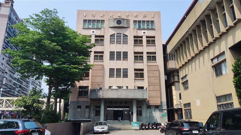 台灣新聞通訊社-「想認識一下」攔女高中生糾纏 噁男遭警送辦起訴性騷擾