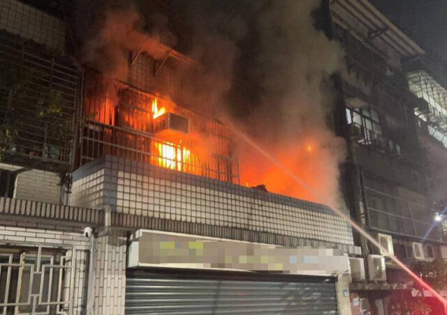 台灣新聞通訊社-新莊惡火奪命！16歲少女葬身火場　保全父深夜接噩耗崩潰痛哭