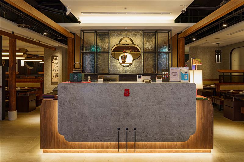 台灣新聞通訊社-《鼎王》攻大巨蛋後台掀熱潮！長安東店開幕　獨家新菜曝、肉品買一送一