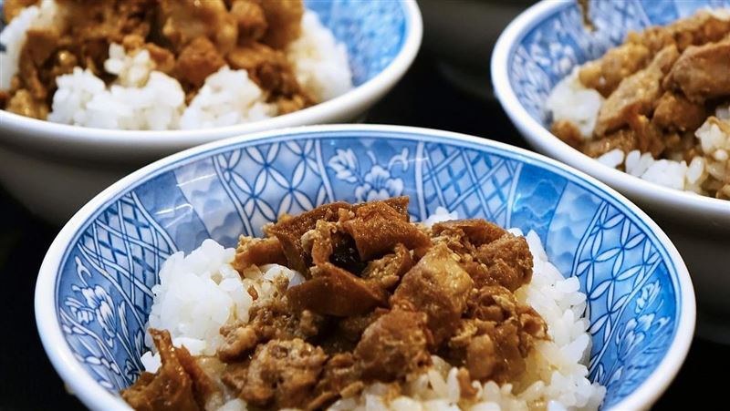 台灣新聞通訊社-謝金河大爆料!台股憑什麼衝3萬點?秘密藏在沈榮津「那碗滷肉飯」