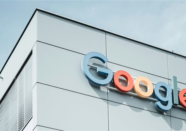 台灣新聞通訊社-AI雙雄對決　Google拚生態系OpenAI主打準確度