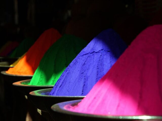 台灣新聞通訊社-睡眠殺手找到了！名醫揭「4種床單顏色」害失眠：連白色也中招