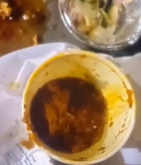 台灣新聞通訊社-他大啖咖哩雞！吃到一半驚見「還有其他肉」　爆吐昏迷送醫