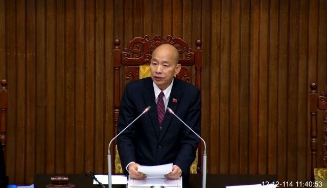 台灣新聞通訊社-她批韓國瑜正在創紀錄：史上最失職、最破壞憲政制衡的立法院長