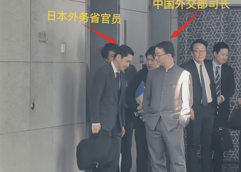 台灣新聞通訊社-中國官員囂張插口袋送客後!日媒爆「轉身偷擁抱日企」:安心在中國經營