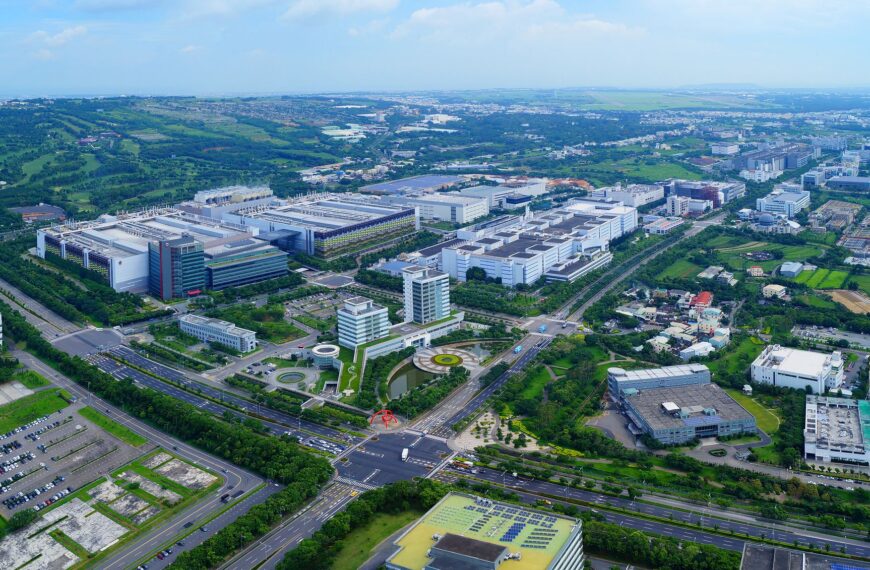 台灣新聞通訊社-中科就業破6萬人大關！ 中科管理局估：明年再站上兆元園區