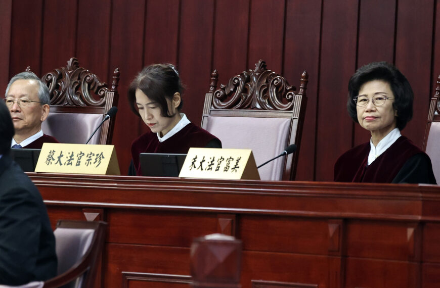 台灣新聞通訊社-憲法法庭宣告憲訴法修正條文違憲 3大法官轟「判決無效」