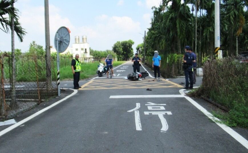 台灣新聞通訊社-停了怕追尾、不停怕吃單！這標線讓駕駛超崩潰 網吵翻：到底該怎麼開