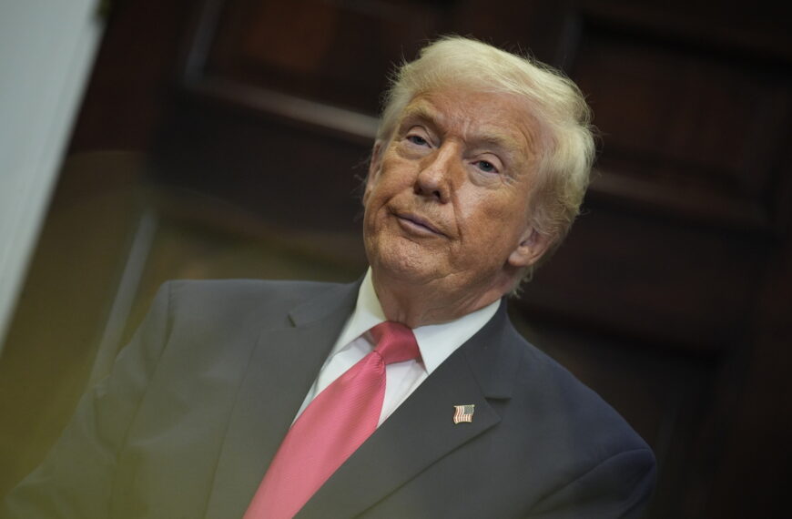 台灣新聞通訊社-狂發逾160則貼文!川普讚「真實社群是最棒的」 次日開會疑打瞌睡