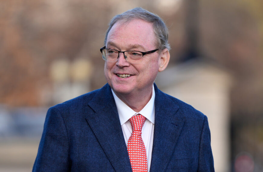 台灣新聞通訊社-Fed主席大熱門哈塞特表態：下周應降息 預計降1碼 「長期要更低」