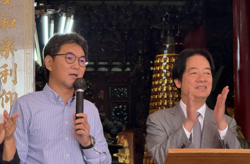 台灣新聞通訊社-賴總統車上密談20分鐘 促劉建國再戰雲林縣長？關鍵對話曝光