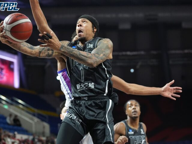 台灣新聞通訊社-TPBL／73秒連拿7分 戰神洛夫頓：職業生涯最佳表現