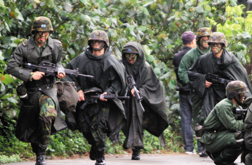 台灣新聞通訊社-馬文君：戰鬥加給僅發給連排班 中校營長比少校連長領更少