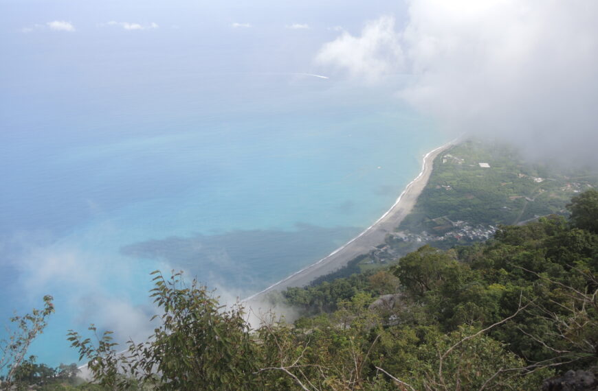 台灣新聞通訊社-「自己部落道路自己修」太魯閣族人徒手整修 立霧山步道震後今重開放