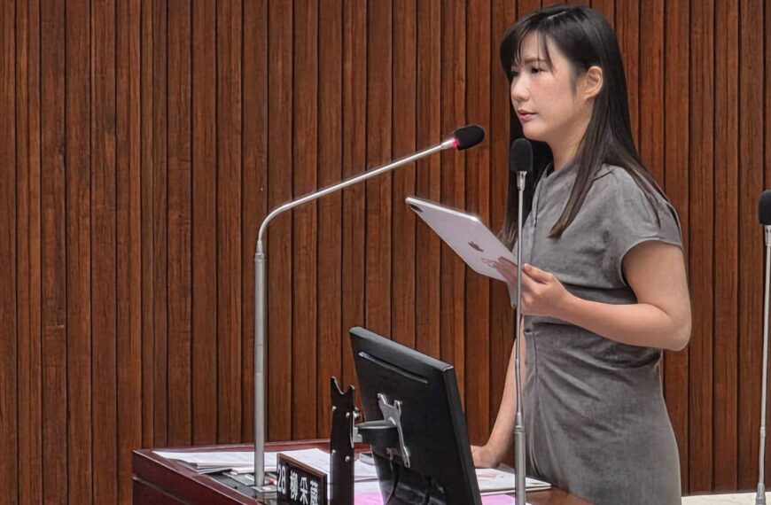 台灣新聞通訊社-她轟民進黨禁小紅書「又蠢又壞」 背後真正忌憚的是這件事