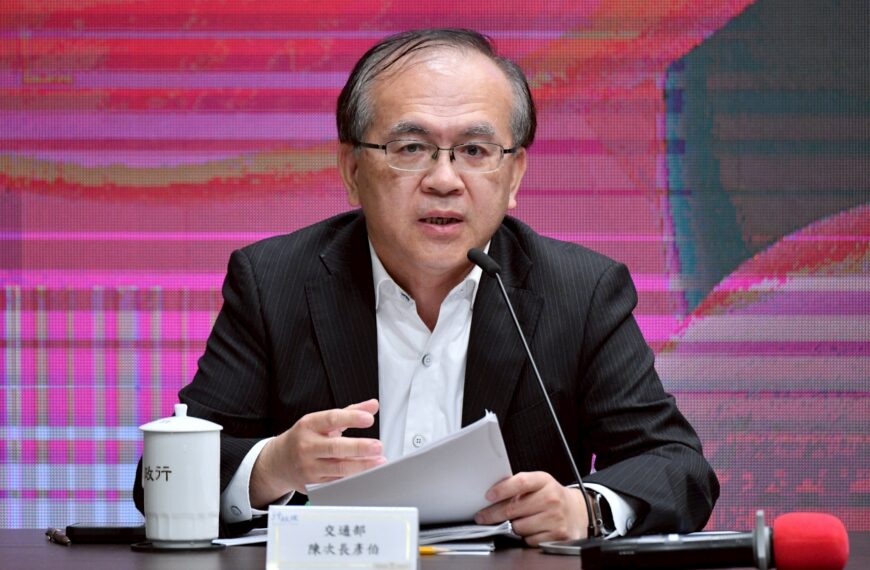 台灣新聞通訊社-電動車2030開徵公路養護費 交部：新費率明年底出爐