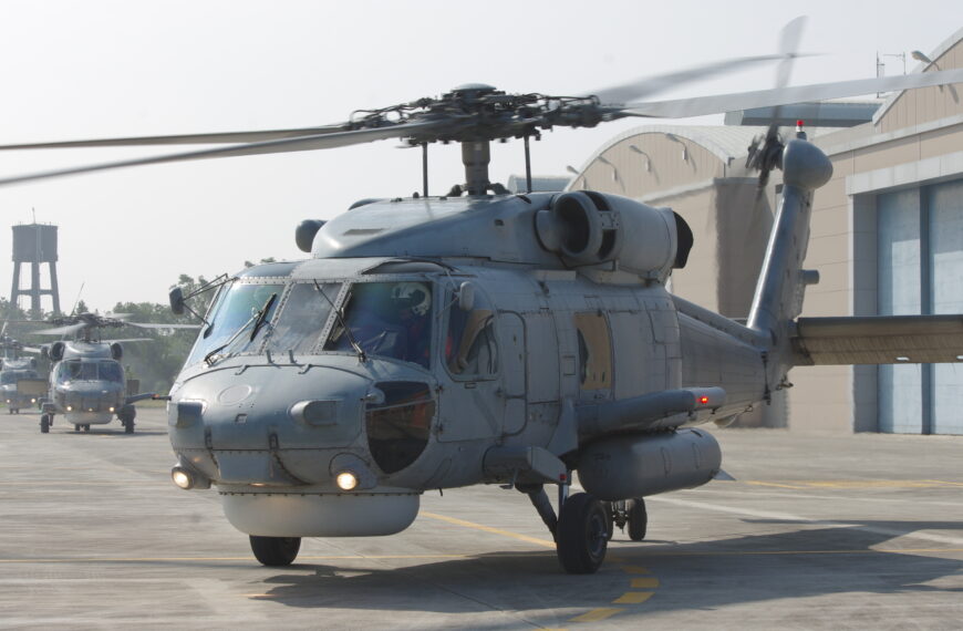 台灣新聞通訊社-海航上校隊長率隊喝花酒 遭記過停飛拔官調職