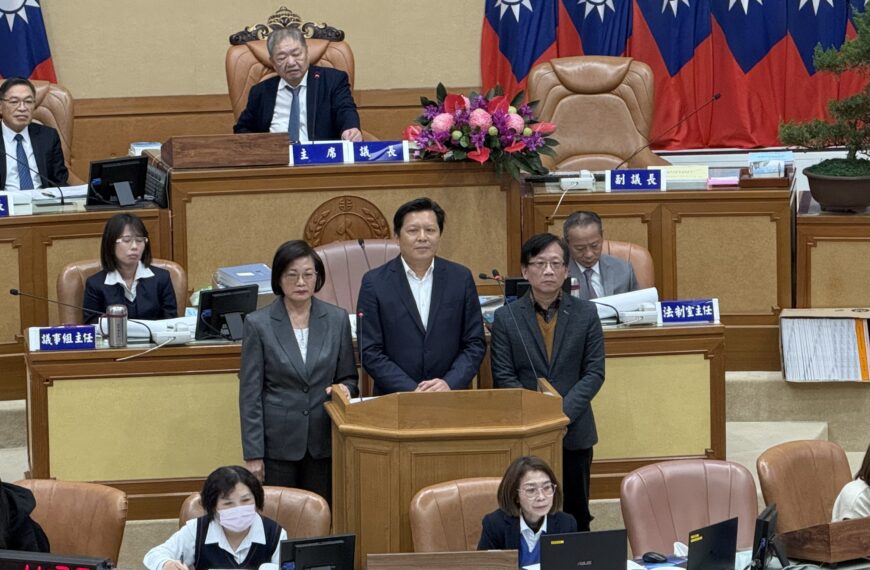 台灣新聞通訊社-議員爭取敬老卡點數累積批官員藐視議會 新北市府：系統複雜需研議