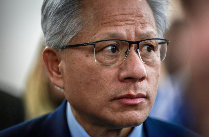 台灣新聞通訊社-黃仁勳上知名播客節目 親曝33年輝達生存哲學