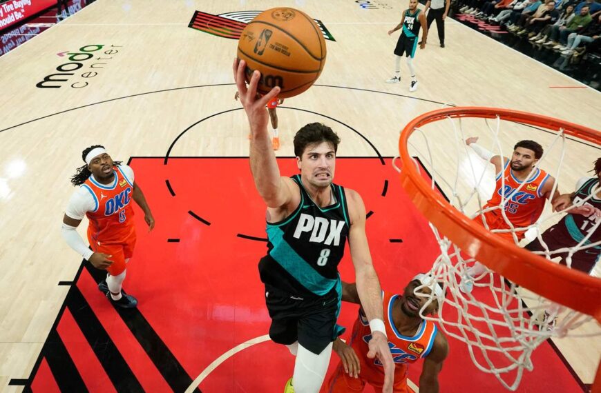 台灣新聞通訊社-NBA/史上僅2人!阿夫迪賈收下生涯第4次大三元 附帶超罕見紀錄