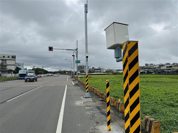 台灣新聞通訊社-小心荷包失血!竹南、頭份地區新設3處測速照相將啟用