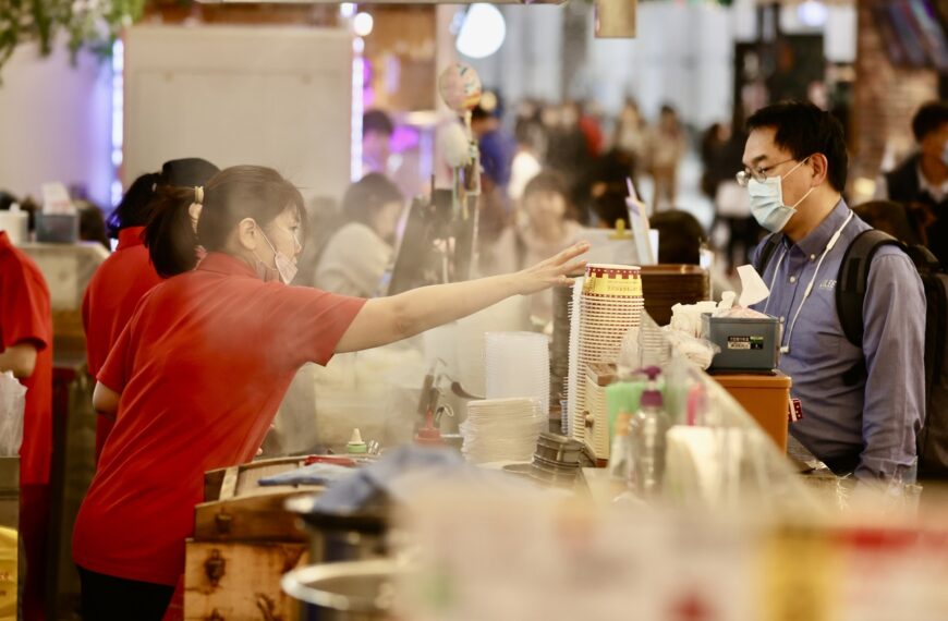 台灣新聞通訊社-2027禁廚餘養豬 百貨餐飲巨量廚餘何去何從?業者曝解方