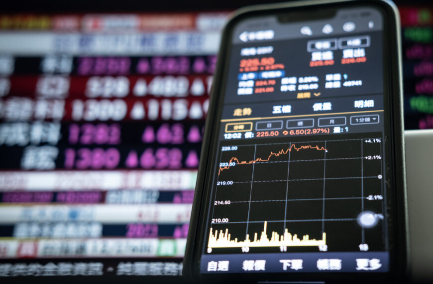 台灣新聞通訊社-台光電噴出去!指數沒啥動00981A、00982A卻逆勢漲…老AI+PCB合力墊氣氛