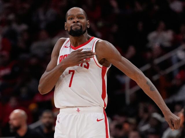 台灣新聞通訊社-NBA／杜蘭特史上第8人達31000分 與詹姆斯並列第3快