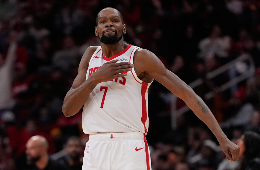 台灣新聞通訊社-NBA／杜蘭特史上第8人達31000分 與詹姆斯並列第3快