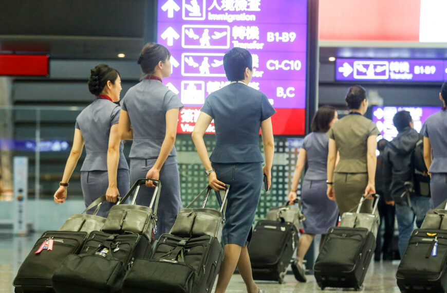 台灣新聞通訊社-空服工會：呼籲國籍航空全面開放眼鏡和運動鞋 符合國際趨勢