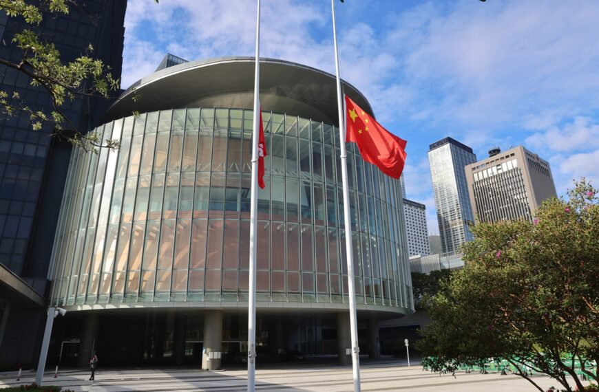 台灣新聞通訊社-香港立法會選舉7日登場 因大火慘劇蒙陰影