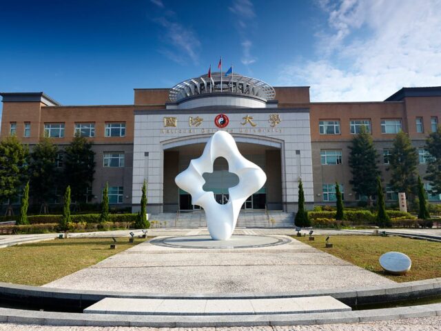 台灣新聞通訊社-王定宇提案國防大學設文職副校長 學者：不乏求官者 不能因人設事