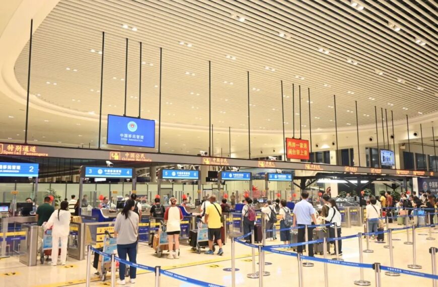 台灣新聞通訊社-陸媒：今年經小三通在廈門口岸出入境台胞達118萬人次 創歷史新高