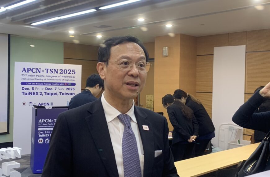 台灣新聞通訊社-洗腎人口近10萬 居家透析目標2035年達18％ 石崇良曝三大考量