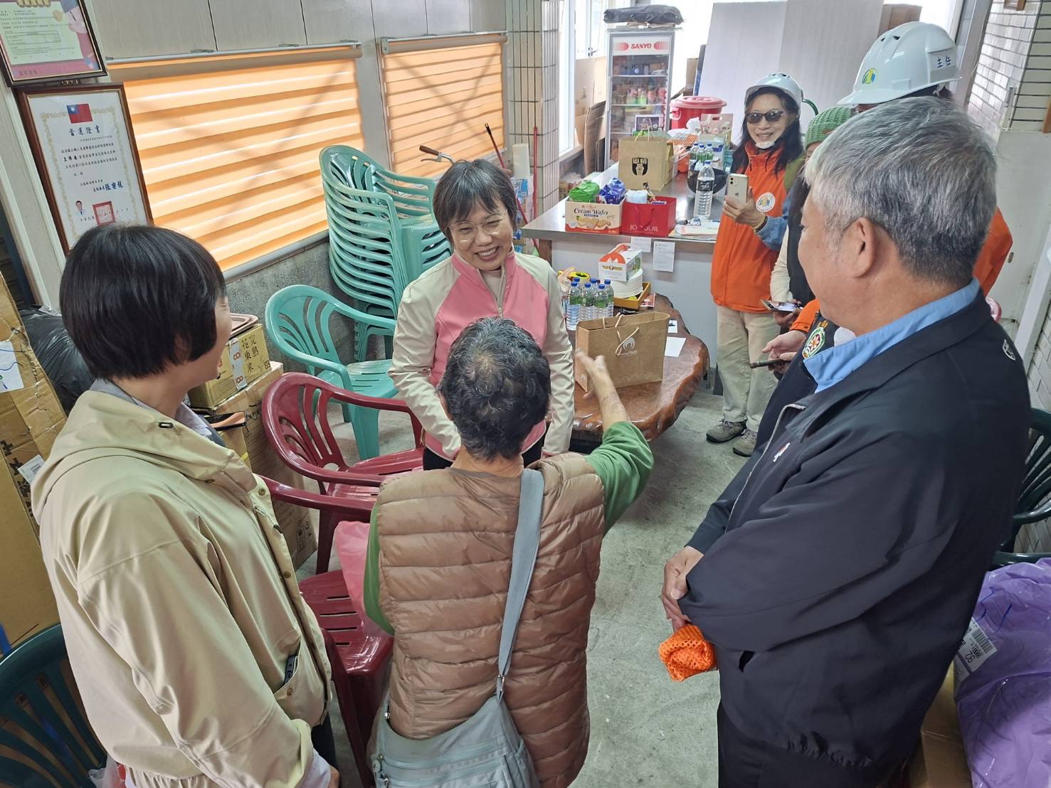 台灣新聞通訊社-馬太鞍溪堰塞湖災後重建 劉世芳：中繼屋預計115年1月即可入住