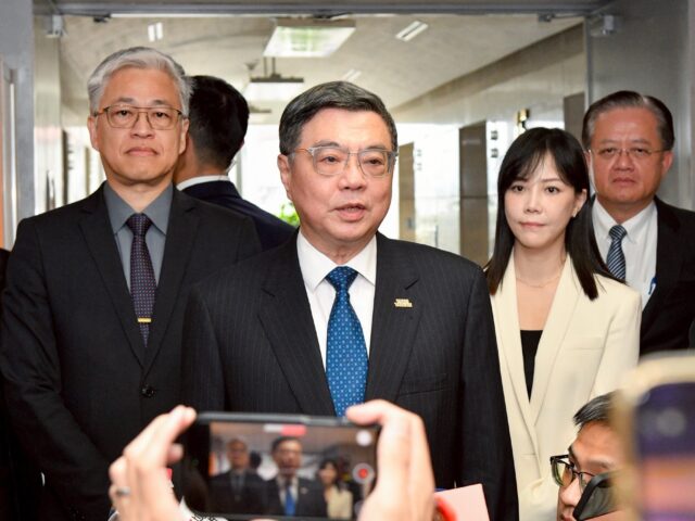 台灣新聞通訊社-「財劃法」覆議遭否決  卓：韓國瑜想幫忙  但不被藍黨團接受