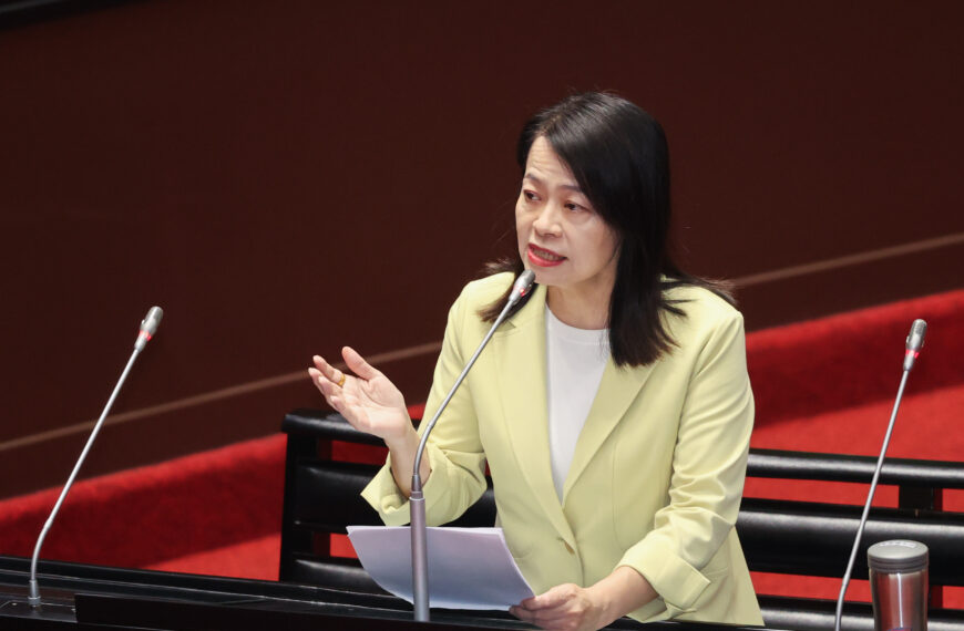 台灣新聞通訊社-內政部忙鎖小紅書…許宇甄批「只剩意識形態」 放任住都中心新人天價薪資