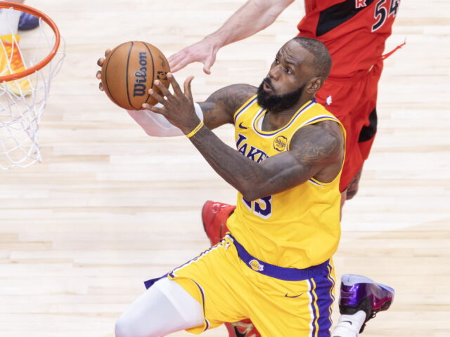 台灣新聞通訊社-NBA／詹姆斯連1297場得分上雙紀錄終結 現役球星誰有可能企及？