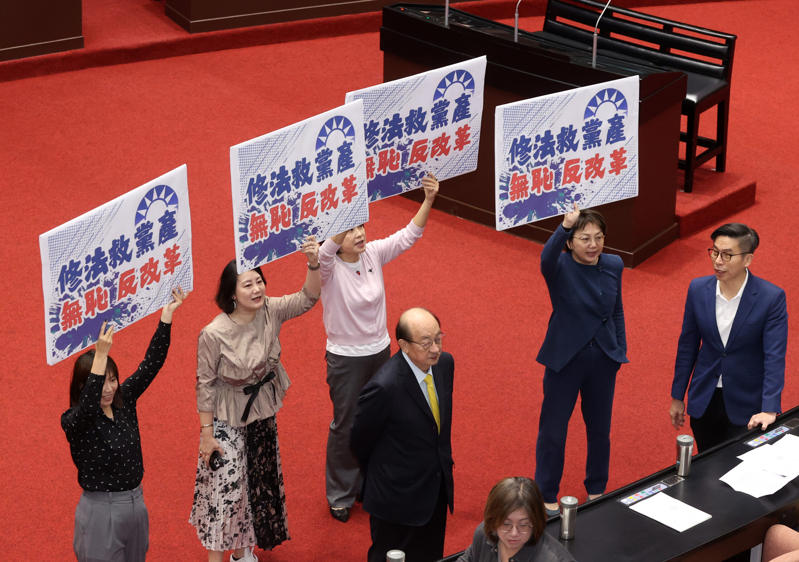 台灣新聞通訊社-從反滲透到中天條款 看立院消失的委員會中心主義