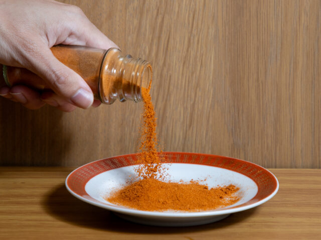 台灣新聞通訊社-蘇丹紅化妝品案吹哨者示警 歐美、日韓產品恐受影響1原因「抓不勝抓」