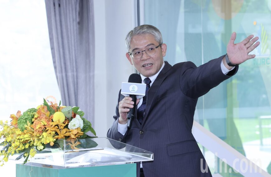 台灣新聞通訊社-許宇甄爆住都中心新人平均月薪21萬 花敬群：算法不正確