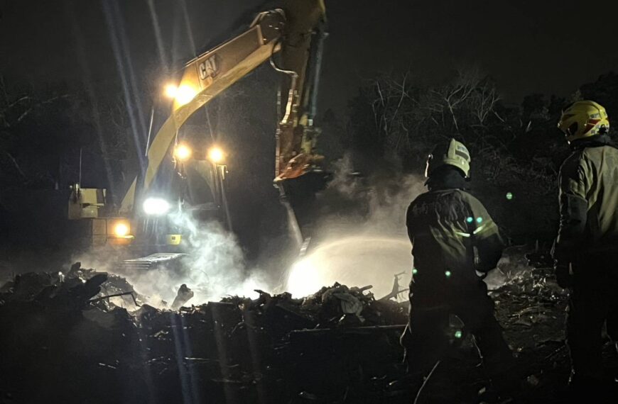 台灣新聞通訊社-台南烏樹林風災廢棄物大火延燒13天 市府宣布完全撲滅